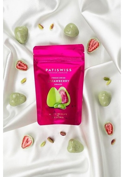 Patiswiss Antep Fıstıklı Beyaz Çikolatalı Çilek Draje 6 x 80 G