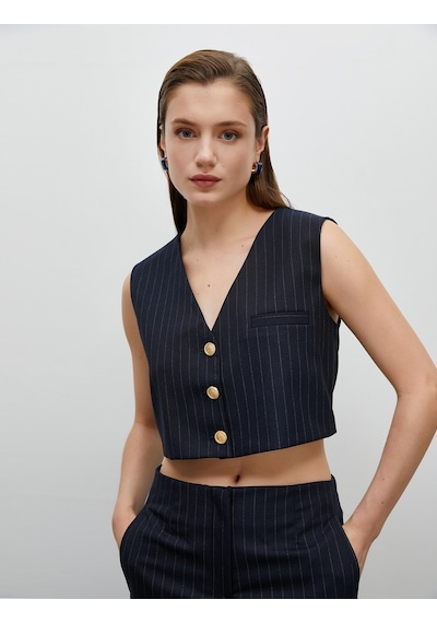 Koton Crop Yelek Gold Düğmeli V Yaka Cep Detaylı Lacivert Çizgili 4wak20011pw 4WAK20011PW7S1 Lacivert Koton Crop Yelek Gold Düğmeli V Yaka Cep Detaylı Lacivert Çizgili 4wak20011pw 4WAK20011PW7S1 Lacivert