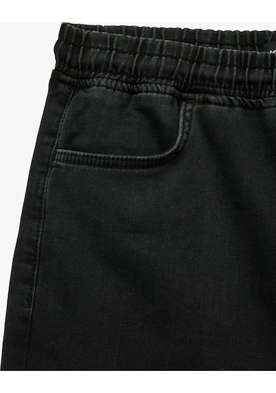 Koton Beli Bağcıklı Cep Detaylı Denim Bermuda Şort Siyah 6sam40039nd