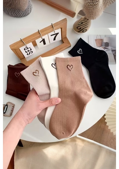 Hitit Socks Kadın 5 Çift Premium Kalite Mini Kalp Desenli Günlük Kullanım Sevimli Kolej Çorabı Çok Renkli