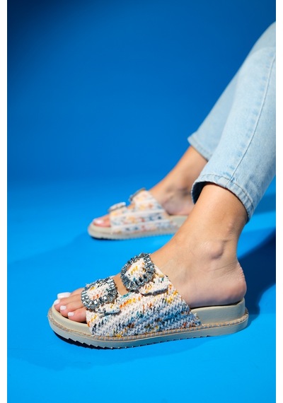 Luvishoes Dungeon Beyaz Renkli Tüvit Çift Bantlı Taş Tokalı Kadın Terlik Çok Renkli