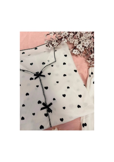 Mh Moony Homewears Siyah Kurdele Yazlık Yumuşacık Şortlu Pijama Takımı Krem Ve Siyah Mh Moony Homewears Siyah Kurdele Yazlık Yumuşacık Şortlu Pijama Takımı Krem Ve Siyah