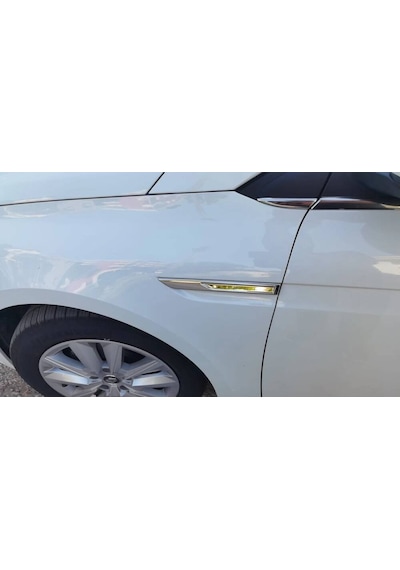 Renault Megane 4 Hb-Sd Çamurluk Sinyal Çıtası 2020 Üzeri