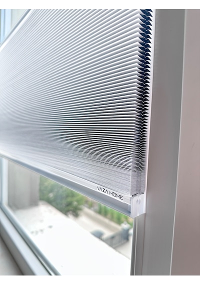 Honeycomb Isı Yalıtımlı %100 Karartma Blackout Plise Stor Perde Bal Peteği Katlanır Akordeon Vidalı Sistem Özel Ölçü Seçeneği Beyaz