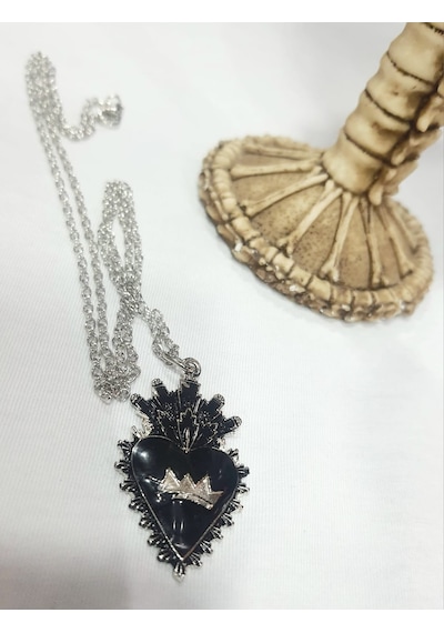 Black Heart Crown Kolye Altın
