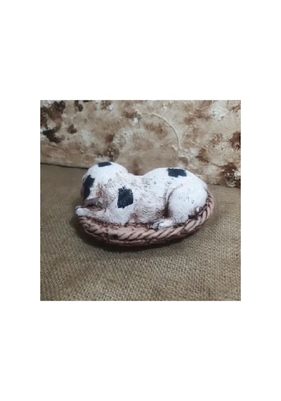 El Yapımı Köpek Yavrusu Biblosu,sepette Yatan Köpek Yavrusu Biblosu.