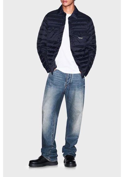 Armani Exchange Kuş Tüyü Dolgulu Klasik Yaka Kapitoneli Mont Erkek Mont Xm003317 Af16927 Ub101 Lacivert Armani Exchange Kuş Tüyü Dolgulu Klasik Yaka Kapitoneli Mont Erkek Mont Xm003317 Af16927 Ub101 Lacivert