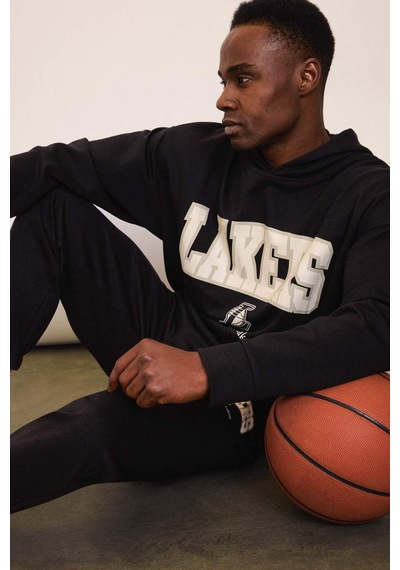 DeFactoFit NBA Los Angeles Lakers Oversize Geniş Kalıp Kapüşonlu Skuba Dalgıç Kumaş Sweatshirt D6709AX25SPBK82