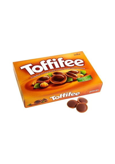 Toffifee Storck 125 Gr Karamelli Fındıklı Çikolata Şekerlemesi Nugalı Karamelli Çikolata