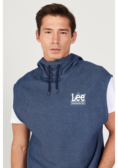 Lee Regular Fit Normal Kesim Kapüşonlu Sıfır Kol Erkek Lacivert Sweatshirt L231252410 Lacivert Lee Regular Fit Normal Kesim Kapüşonlu Sıfır Kol Erkek Lacivert Sweatshirt L231252410 Lacivert
