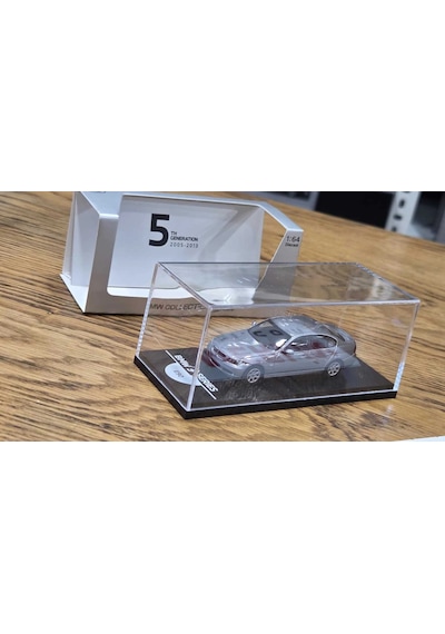 1/64 Bmw E90 Gri - Collector Edition 50 Years Bmw 3 Series