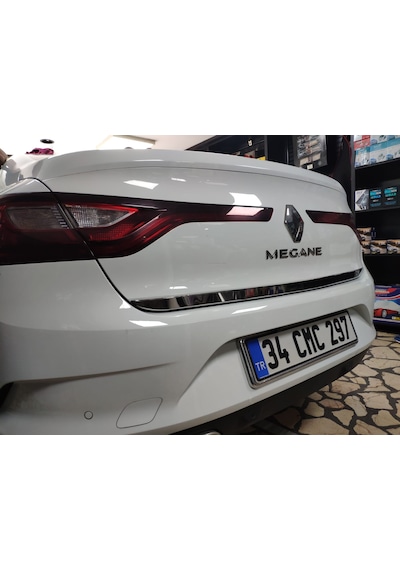 Megan 4 Sedan Bagaj Alt Çıta Kromu