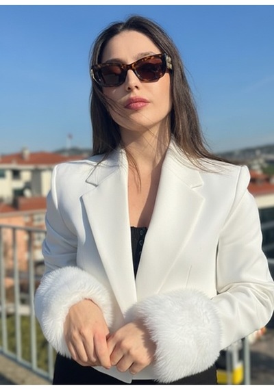 Mollycrush Kadın Beyaz Kürk Kol Manşeti Kışlık Trend Aksesuar Beyaz