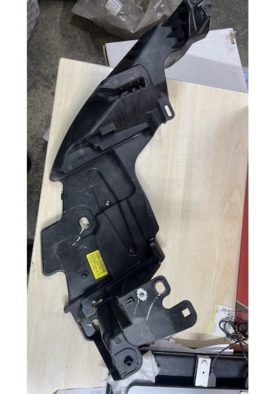 Megane3-lll Fluance Sağ Ön Far-tampon Bağlantı Ayağı Sacı Renault Mais 622228760r