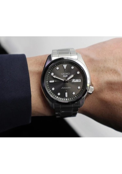 Seiko Srpe51k1 Otomatik Çelik Gri Hardlex Cam Siyah Kadran 10 Atm 40 Mm Erkek Kol Saati Gri