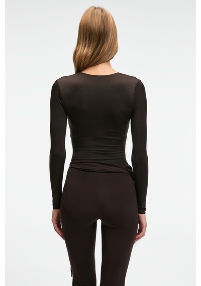 Grımelange TEVRINE Kadın Kruvaze Yakalı Esnek Kumaşlı Uzun Kollu Çıtçıt Kapamalı Slim Fit Koyu Kahverengi Bluz