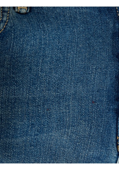 Koton Katlamalı Paça Bermuda Slim Fit Jean Şort Orta İndigo 5sam40009ıd İndigo