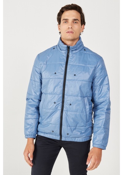 Wrangler All Terrain Gear Relaxed Fit Geniş Kesim Dik Yaka Çift Kullanımı Siyah Mavi Parka W232281001 Mavi - Siyah