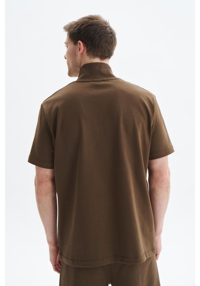 AR-MA Arma Erkek Regular Fit Basic % 100 Pamuk Süprem Dik Yaka Fermuarlı Tişört Y29344449302 Kahverengi
