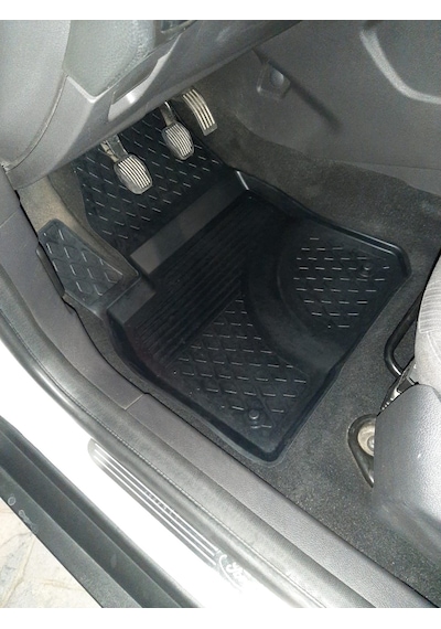 Ford Focus 3 Hb Refref 4D Paspas Siyah ve Bagaj Havuzu 2011+