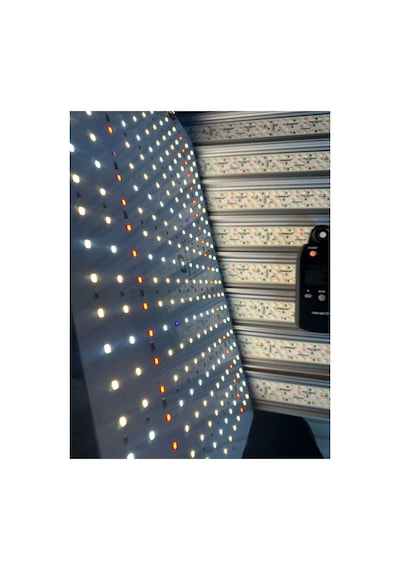 Quantum Board Bitki Büyütme Led Aydınlatma 100 W Tüketim / 1200w Lumen Etkisi