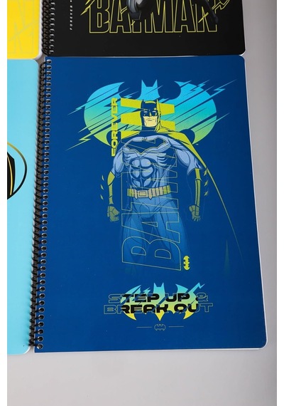 Lisanslı A4 80 Yaprak Çizgili Defter, Çok Renkli