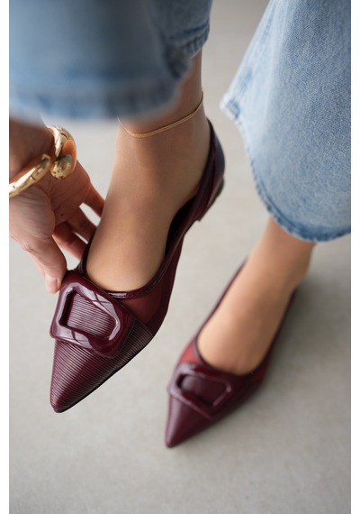 Selin Shoes Carla Sivri Burun Tül Detaylı Toka Aksesuarlı Kadın Babet- Bordo