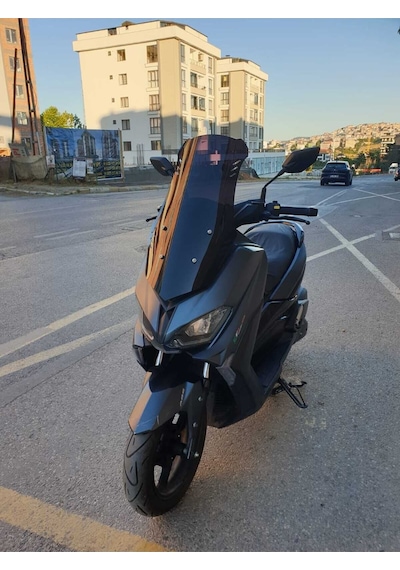 Motocam Rks Grace 202 Ön Cam 2022-2026 Model 65cm Siyah Renkli 4mm Orta Boylu