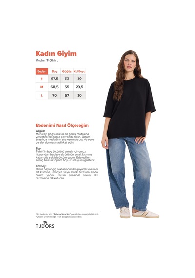 Tudors Kadın Oversize Geniş Kesim Likralı Yırtmaç Detaylı Kısa Kol Bisiklet Yaka Siyah Tişört-52106