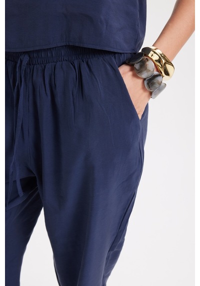 Tudors Kadın Standart Fit Normal Kesim Likralı Bisiklet Yaka Bluz Geniş Paça Lacivert Pantolon Takım-50958