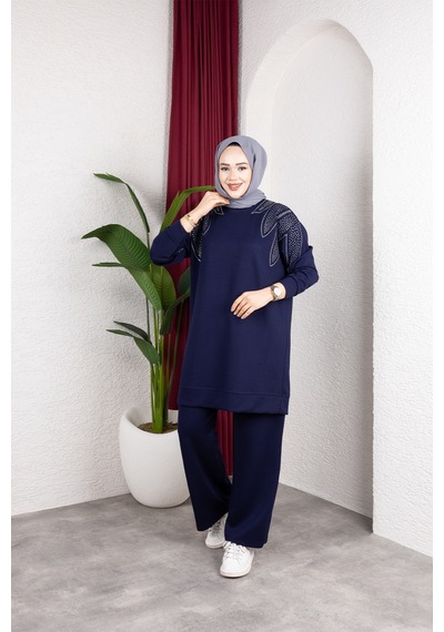 Hira Life Fashion Moda Efsa Kadın Lacivert Tesettür Giyim Zarif Taş Detaylı Tunik & Pantolon İkili Takım Lacivert Lacivert Hira Life Fashion Moda Efsa Kadın Lacivert Tesettür Giyim Zarif Taş Detaylı Tunik & Pantolon İkili Takım Lacivert Lacivert