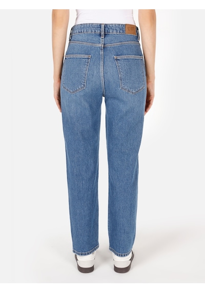 Colins 884 Lauren Düz Fit Yüksel Bel Düz Paça Mavi Kadın Pantolon Cl1070943 Denim Colins 884 Lauren Düz Fit Yüksel Bel Düz Paça Mavi Kadın Pantolon Cl1070943 Denim