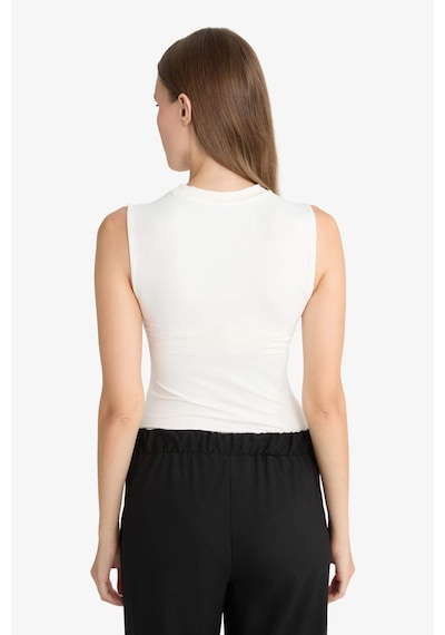 Defacto Slim Fit Dar Kesim Yarım Balıkçı Yaka Kolsuz Çıtçıtlı Body F9794ax25hser105 Ekru