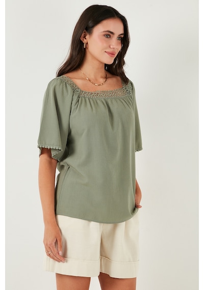Lela Güpürlü Regular Fit Kare Yaka Bayan Bluz 5869003 Olive