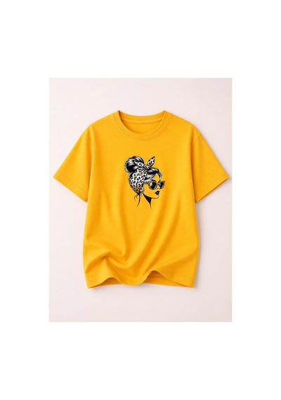 Herkesemoda Kadın Figürlü Baskı Detaylı Kadın Bisiklet Yaka Pamuklu T-shirt Sarı