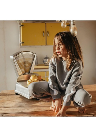 Antebies Organik Gri Beyaz Kontrast Lastikli Bağcıklı Uzun Kollu Kız Çocuk Sweatshirt Eşofman Takımı Antebies Organik Gri Beyaz Kontrast Lastikli Bağcıklı Uzun Kollu Kız Çocuk Sweatshirt Eşofman Takımı