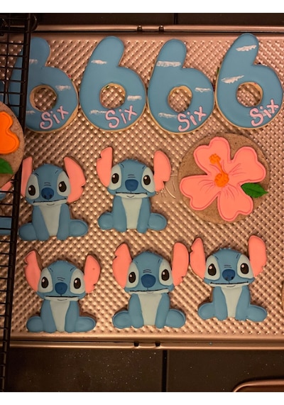 Sevimli Stitch Karakteri Figürlü Film Temalı Kurabiye Kalıbı Hamur Şekillendirici Çok Renkli