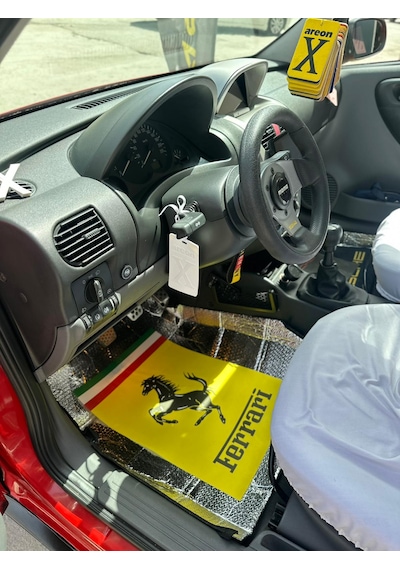 Sarı Ferrari 50'li Paspas Kağıdı