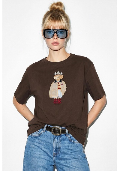 Shade Kadın Köpek Nakışlı Taş İşlemeli Relaxed Fit Pamuk T-shirt 1077 60286067 - Acı Kahve Acı Kahverengi L