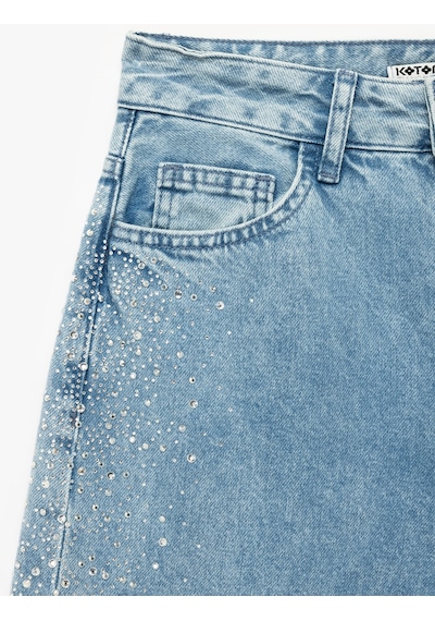 Koton Pamuklu Normal Bel Taş Detaylı Geniş Paça Jean Pantolon - Wide Leg Jeans Orta İndigo 7wal40025md Koton Pamuklu Normal Bel Taş Detaylı Geniş Paça Jean Pantolon - Wide Leg Jeans Orta İndigo 7wal40025md