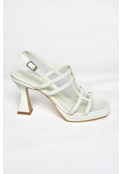 Fox Shoes S569316009 Beyaz Kalın Topuklu Kadın Ayakkabı Beyaz