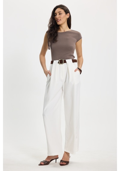 Tudors Kadın Slim Fit Dar Kesim Kısa Kollu Kayık Yaka Kahverengi Bluz-50542