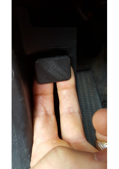 Honda Civic Kaput Çekme Kolu