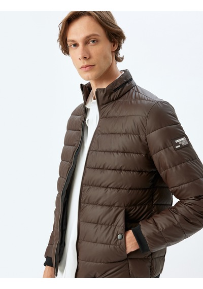 Koton Dik Yaka Etiket Detaylı Slim Fit Şişme Ceket Kahverengi 5wam20029hw Kahverengi Koton Dik Yaka Etiket Detaylı Slim Fit Şişme Ceket Kahverengi 5wam20029hw Kahverengi