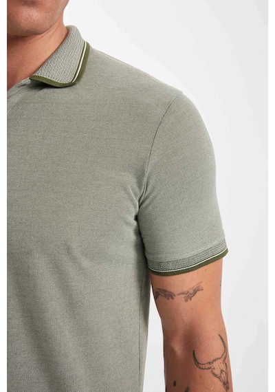 Defacto Slim Fit Dar Kesim Polo Yaka Kısa Kollu Pamuklu Tişört D0033AXNS Haki