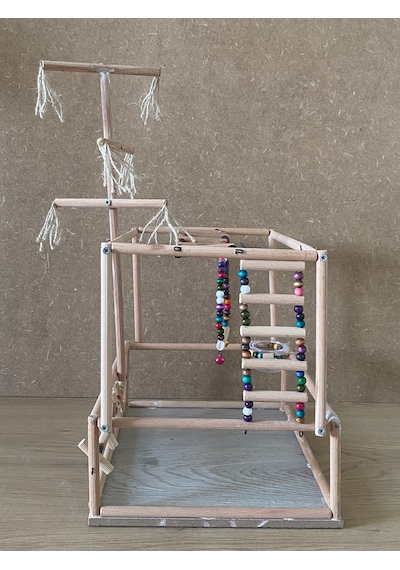 Paks Pet Kuş Oyun Parkı No:10
