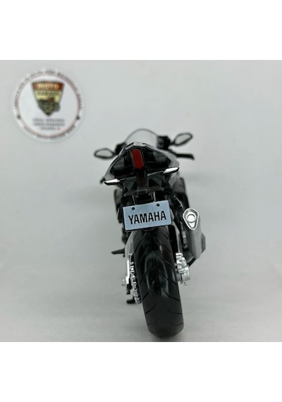 Yamaha Yzf-r1m 1:12 Diecast Motosiklet Model