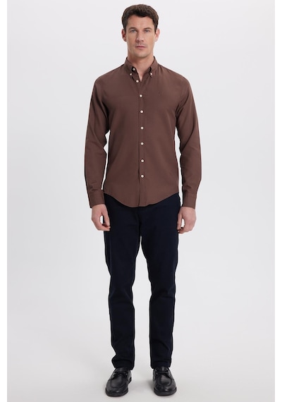 Tudors Erkek Slim Fit Dar Kesim Düz Oxford Armalı Yaka Düğmeli Kahverengi Spor Gömlek-42010 Kahverengi