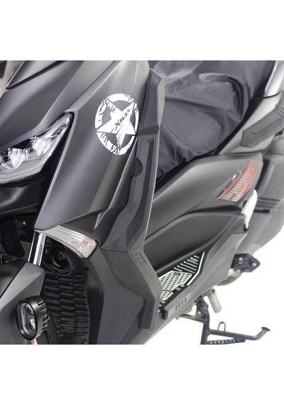 GP Kompozit Yamaha XMAX 250/400 2018-2022 Uyumlu Bacak ve Sele Altı Grenaj Koruma Seti Siyah