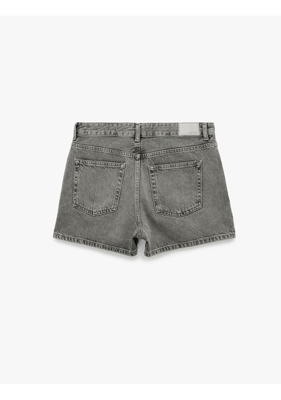 Koton Pamuklu Regular Fit Cepli Düğmeli Yıkamalı Mini Denim Şort Gri 6sal40207md
